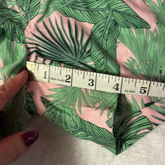 NWT Jessica Simpson tropical print dressy vacation shorts. Sz large. - Picture 13 of 13